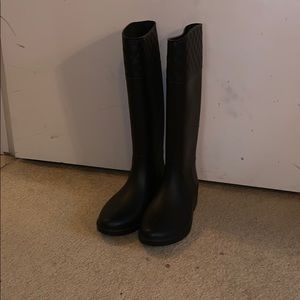 Black rain boots